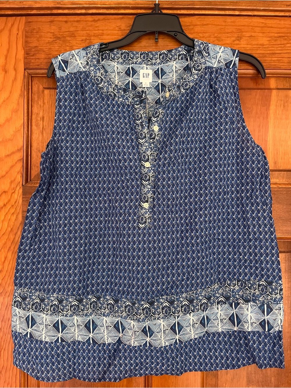 GAP Blue Printed Sleeveless Henley Camisole